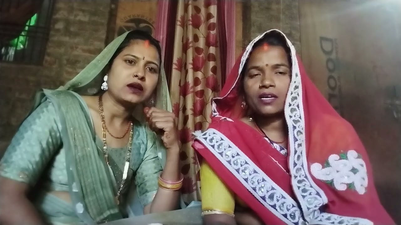 देवी गीत आता आता है देवी मैहर की