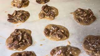 Praline Pecan Clusters - Christmas Candy - Microwave Recipe
