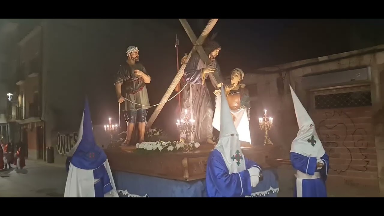Al encuentro de la Procesión.  Briviesca Viernes Santo 2022. 4 minutos