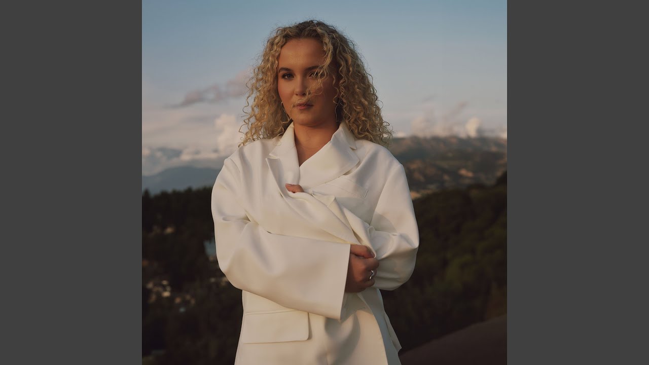 Guarda BOY su YouTube Guarda BOY su YouTube