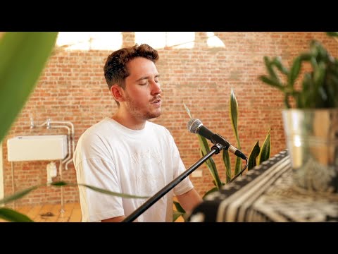 Mantaraybryn - Honey (acoustic) [Official Video]