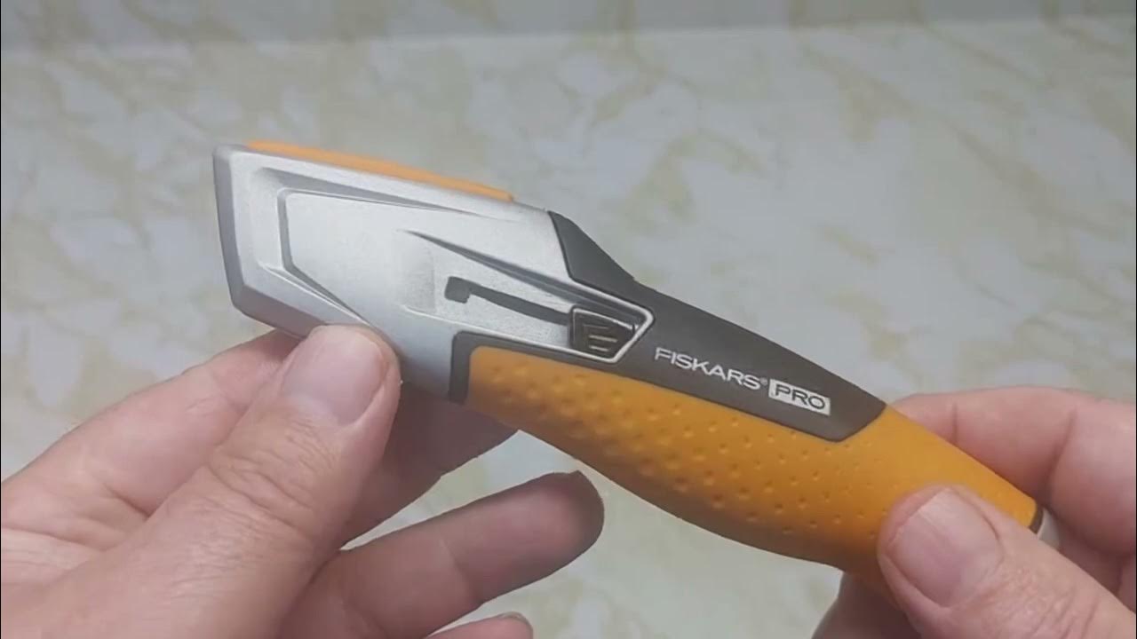 Fiskars Utility Knives Review - Tools In Action - Power Tool Reviews