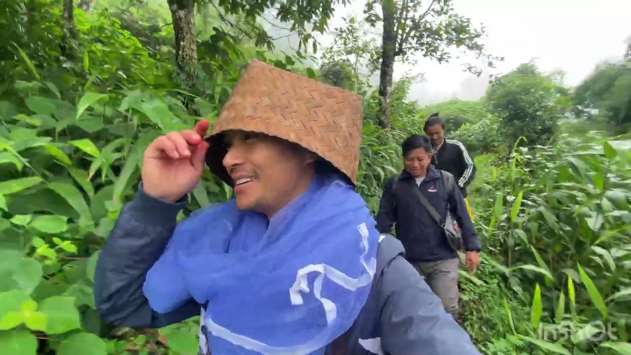 Tiger fish 🎣🐯🐯 गडेरा मार्दै खोला खेल्दै ॥ धेरै पिछे को भ्लग है 😊