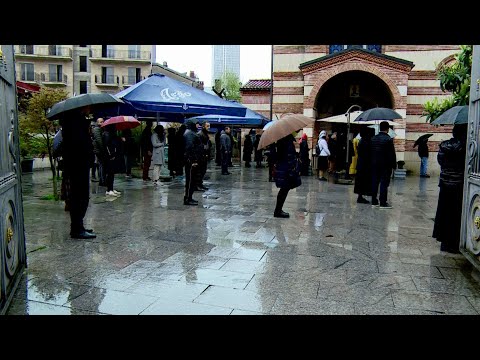 საერთო კოვზით ჩატარდა ზიარების რიტუალი ბათუმში წმინდა ნიკოლოზის ტაძარში