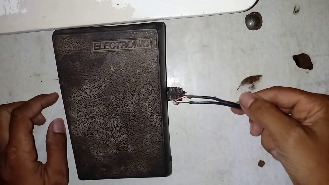 O que fazer quando o cabo de pedal da máquina Singer estraga