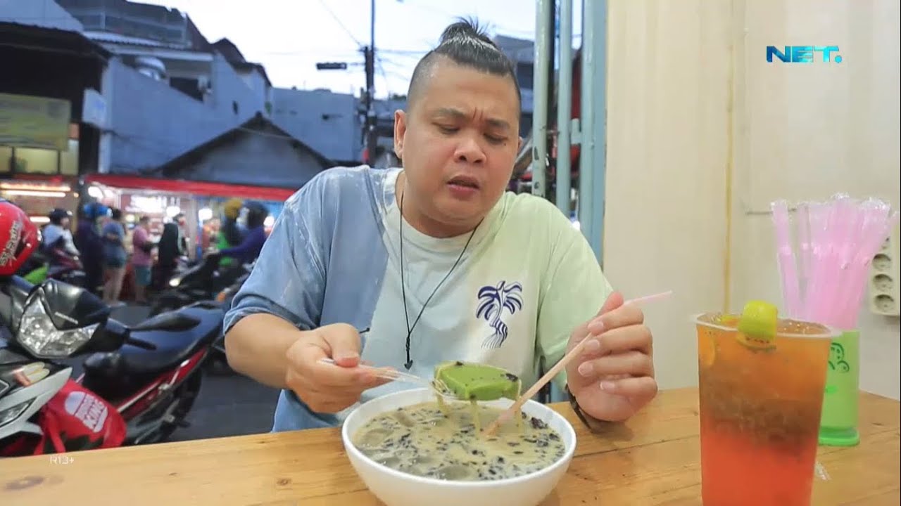 Susu Tahu By Wendy Dessert Khas Kalimantan, Yang Jual Super Nyentrik - NYARI MAKAN