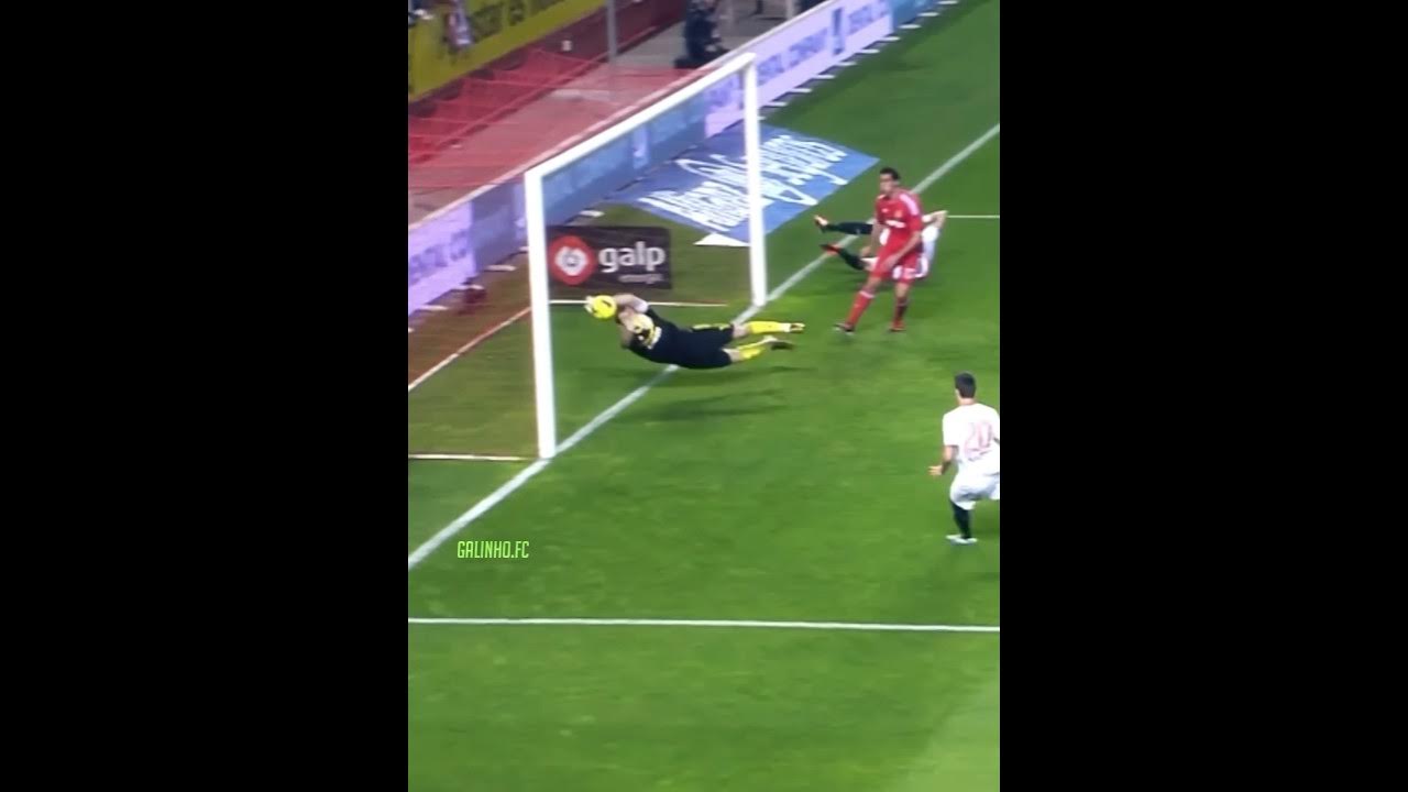 Casillas Impossible Saves 🤯🤩 Casillas Impossible Saves 🤯🤩
