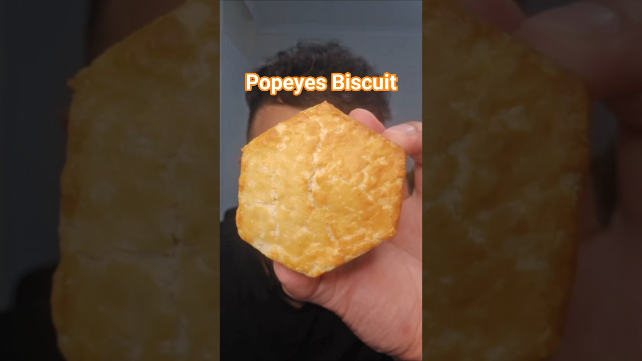 BRITISH TRIES AMERICAN BISCUIT 🍪