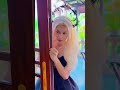 काला पक्षी सफेद पक्षी से ईर्ष्या करता है। #funny #shorts #love