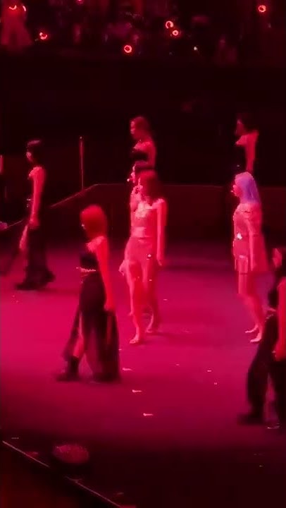 1-3-2-jeongyeon-mina-tzuyu-twice-4th-world-tour-in-la-2022-twice