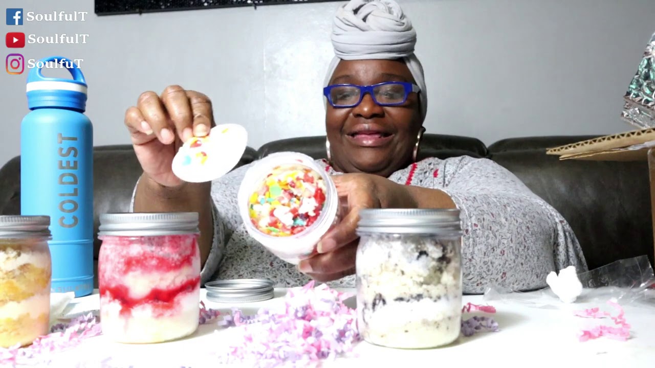 Trying Berry Queen Sweet Cake-Jar 