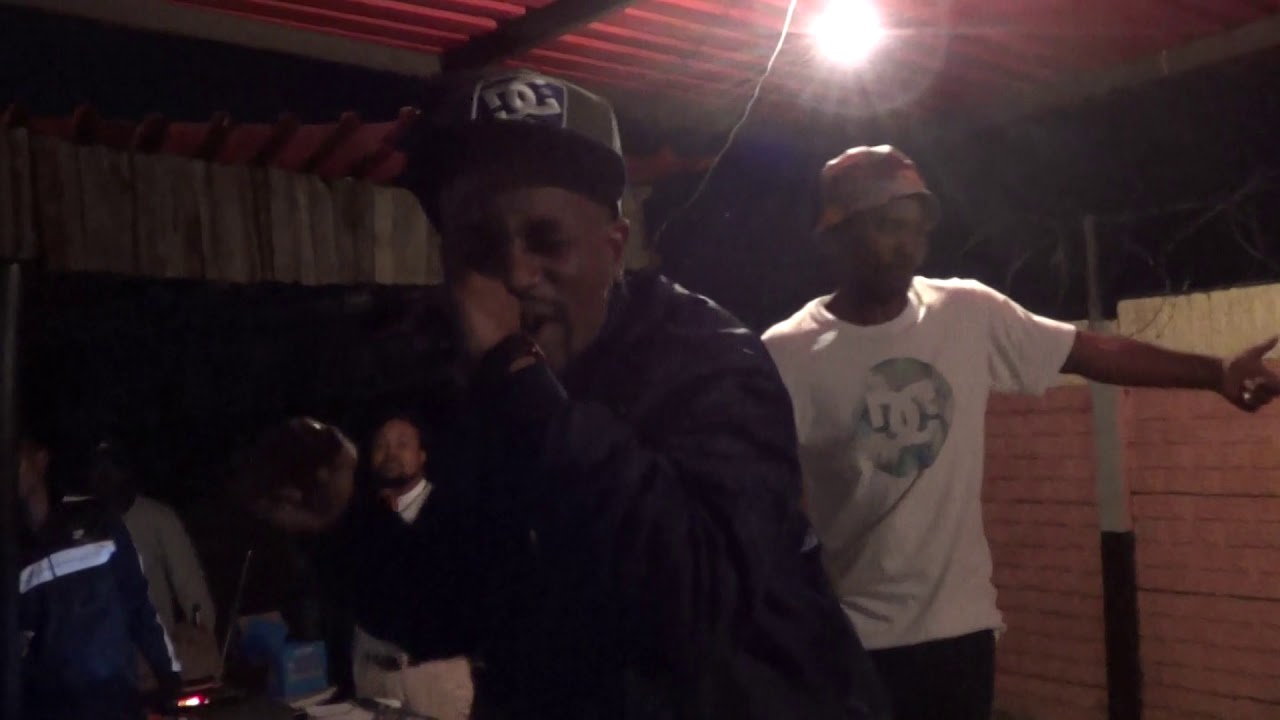 MR POOHDING-Kudala nginitshela Live pre launch