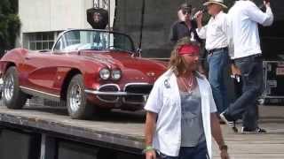 1962 Corvette auf der Street Mag Showbühne Geiselwind 2014 zur Preisverleihung
