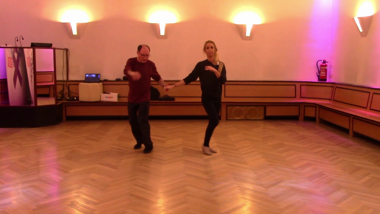 Boogie  Figuren Herr in den Schulterfasser überkreuzt Shuffelschritt