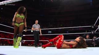 Brie Bella vs. Naomi continues: WWE App Exclusive, April 20, 2015