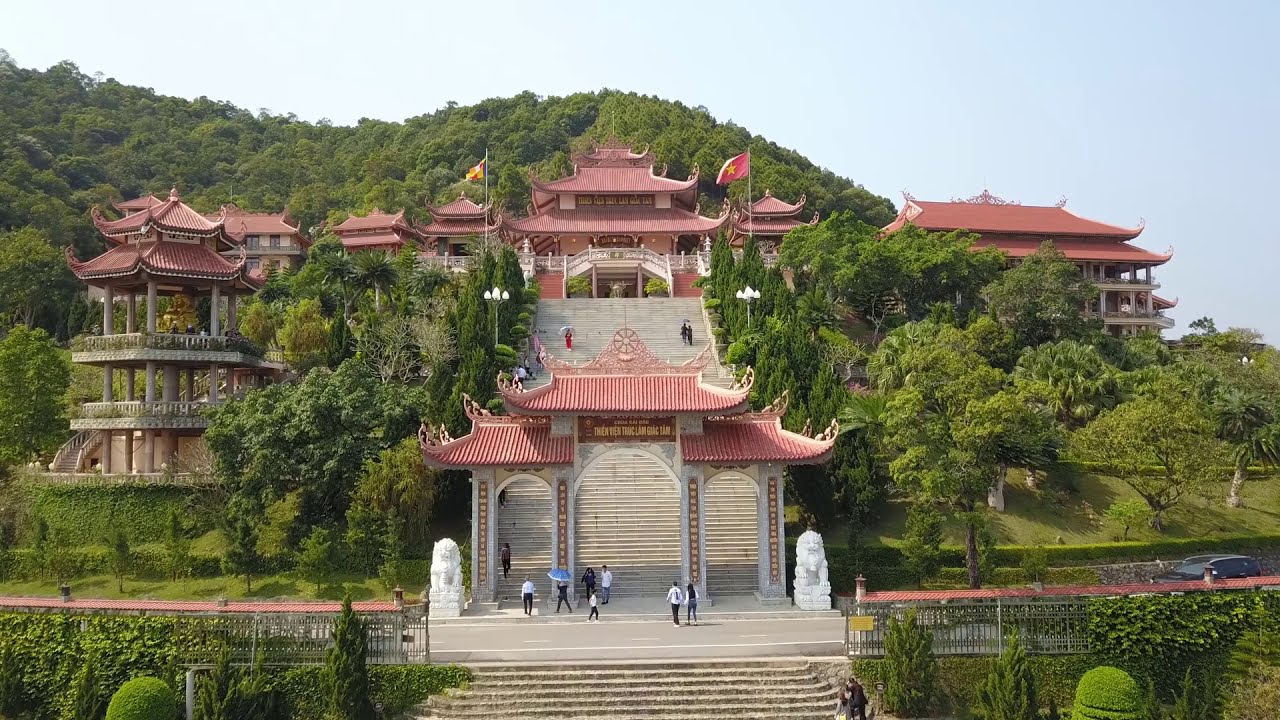 Chùa Cái Bầu - Vân Đồn