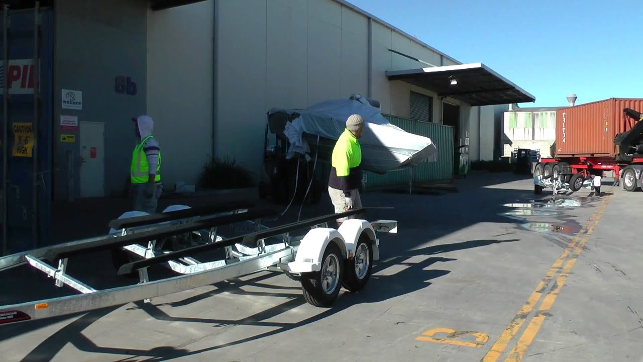 Container Unpacking Specialised Container Unpacking Wallace International - YouTube