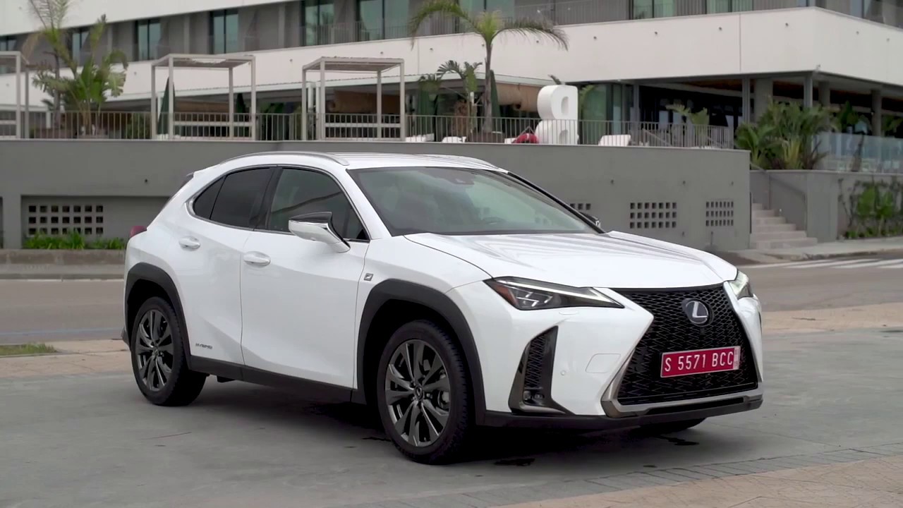 lexus ux white