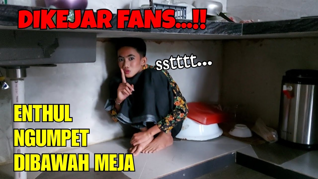 TINGKAH KOCAK ENTHUL DI TRANSIT || Dikejar fans..EnthuL ngumpet dibawah meja