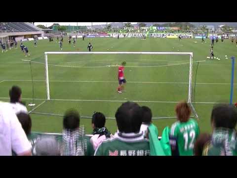 2013松本山雅 J2第17節　試合開始前の山雅ゴール裏