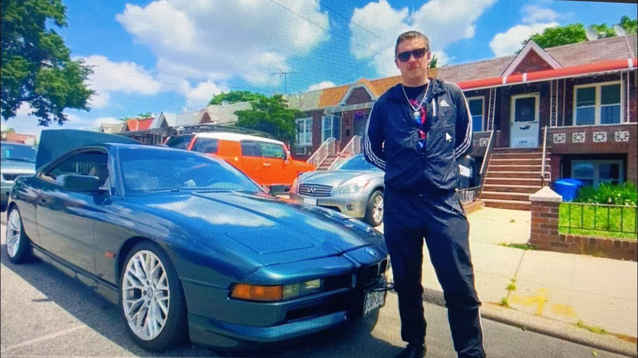 СКАМА ВСЕ БОЛЬШЕ В США