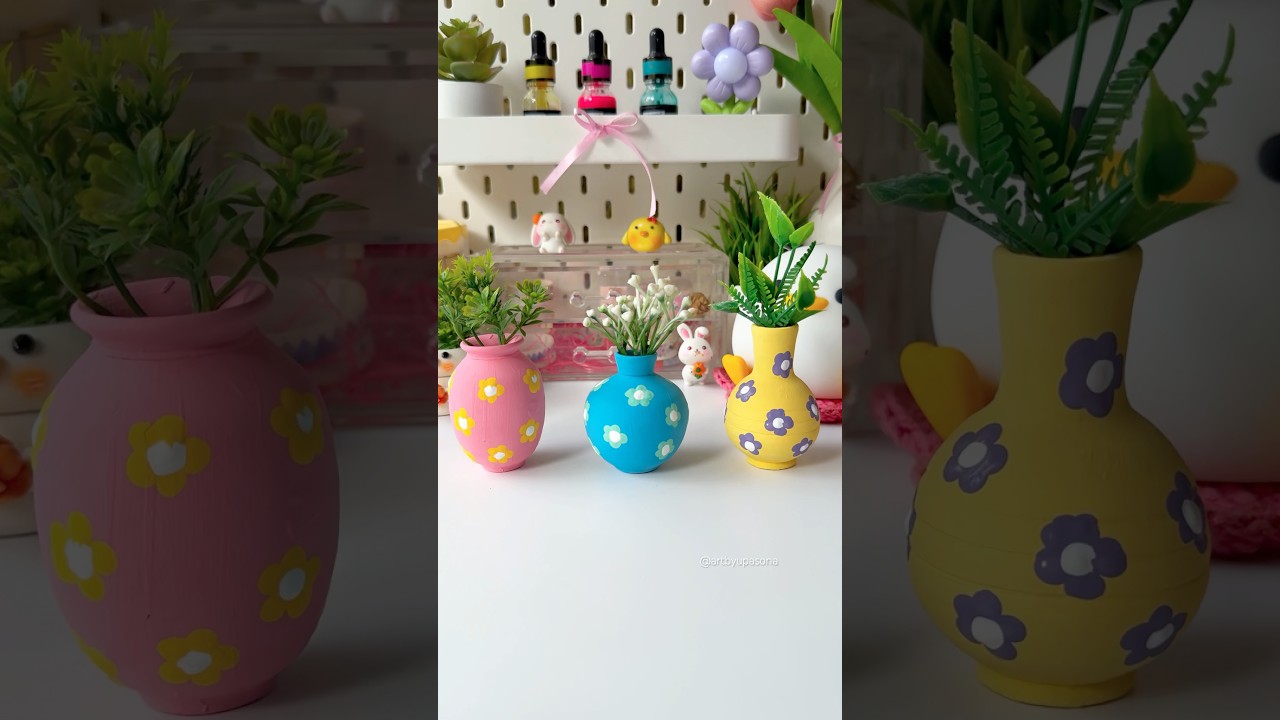 Painting on Mini Pots #shortviral #diy #artshorts #craft #art #painting