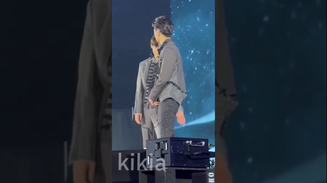 Sunoo slap Jay's butt 😭😭 