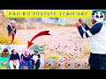 Haji ko youtube team nay 5 murghiyaan dee   malik brother 2