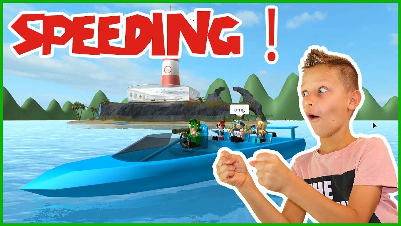 Speeding Away From The Shark Youtube - karina playing roblox shark bite