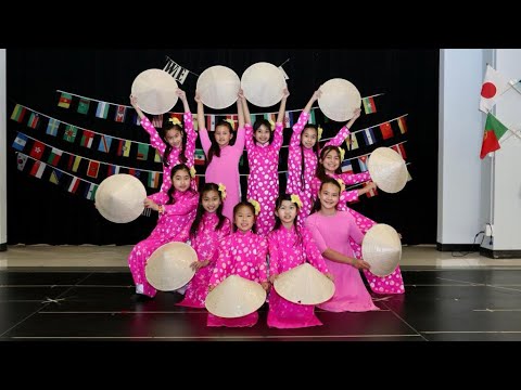 James Franklin Smith Elementary School Multicultural Show, Vietnamese Hat Dance, Spring 2022