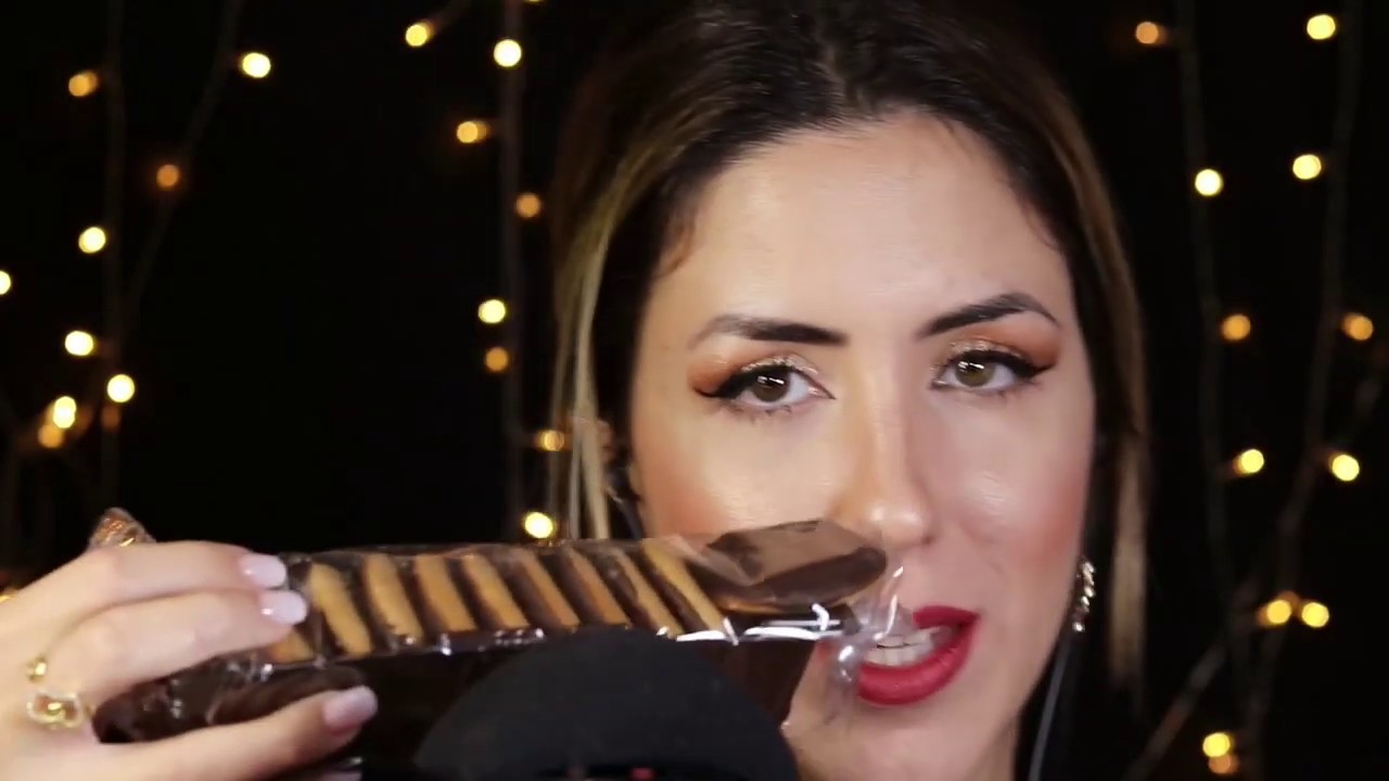 ⚠VI HO ACCONTENTATI: Eating e Mouth Sounds + Whispering! ⚠ | Tascam ASMR