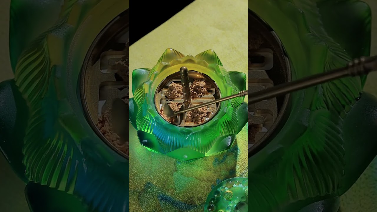 "Stress-Free Living:Aromatic Solutions to Relax and Unwind"