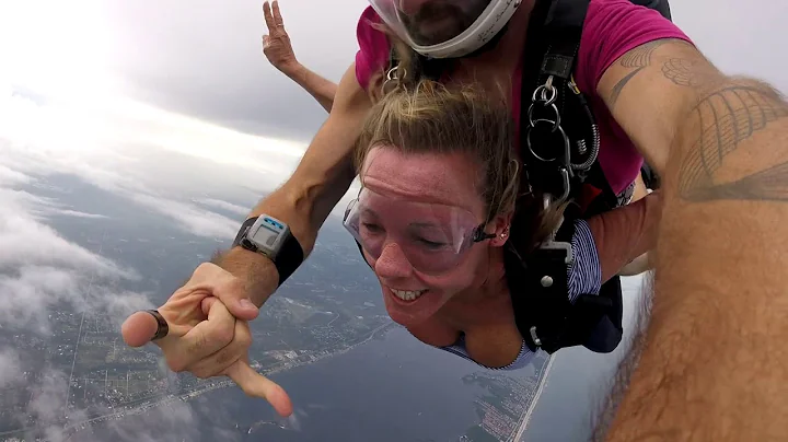 Skydive Sebastian - Debbie's Skydive