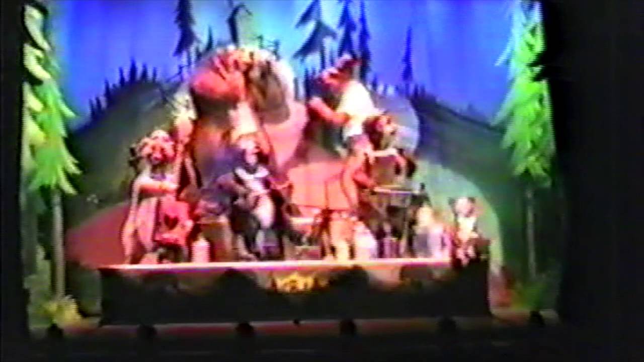 Vintage Disneyland 1983 Part 2-Country Bear Jamboree