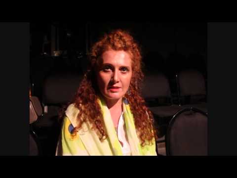 \"ჩურჩული და კივილი\" (რეჟ. მიხეილ ჩარკვიანი) / სალომე ცეცხლაძე