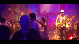 Vivir La Vida - Los Bandidos | La Salsa Singapore @ Dempsey Hill 6 May '23