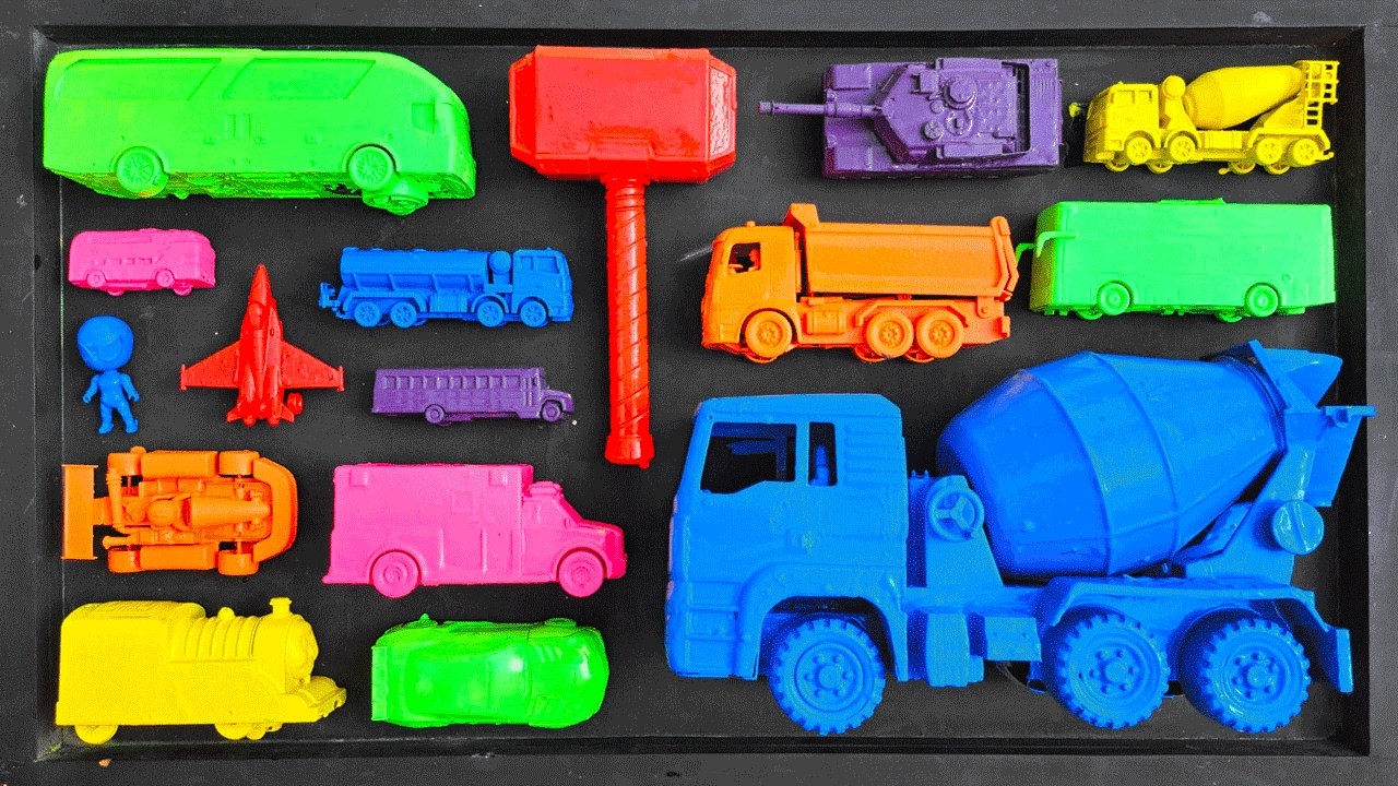 Mencuci Mainan Mobil Mobilan Balap, Tank Baja, Truk Molen, Excavator Penuh Lumpur