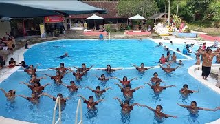 Latihan Tari  Dalam Air - 