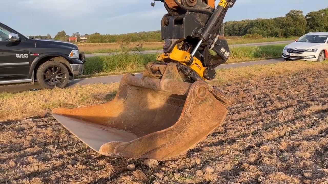 Rotortilt Engcon EC226