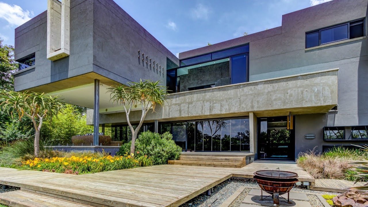 Step into a Masterfully Designed Contemporary Home - Rynfield