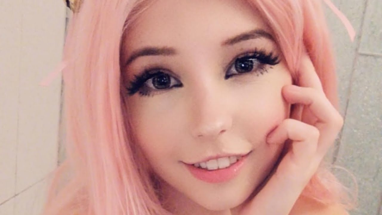 Belle Delphine y su negocio de vender el agua con la que se baña