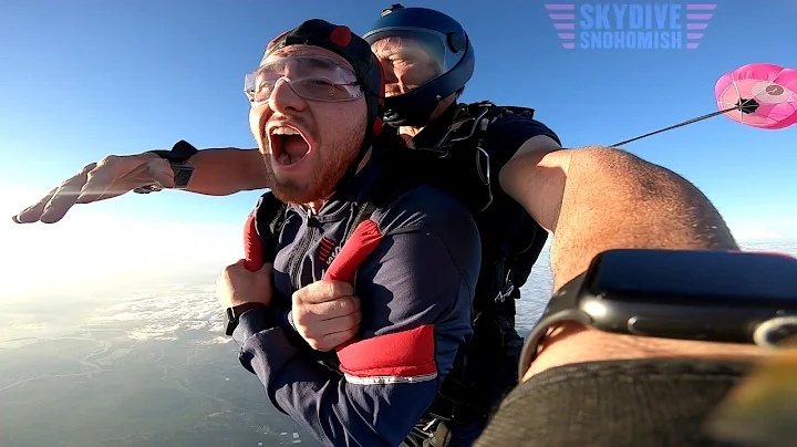 Chad Pexton's Tandem skydive!