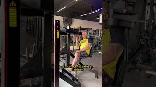 Agachamento pêndulo Legendado 1