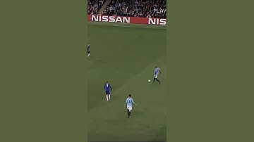 Thumbnail of Vincent Kompany screamer against chelsea