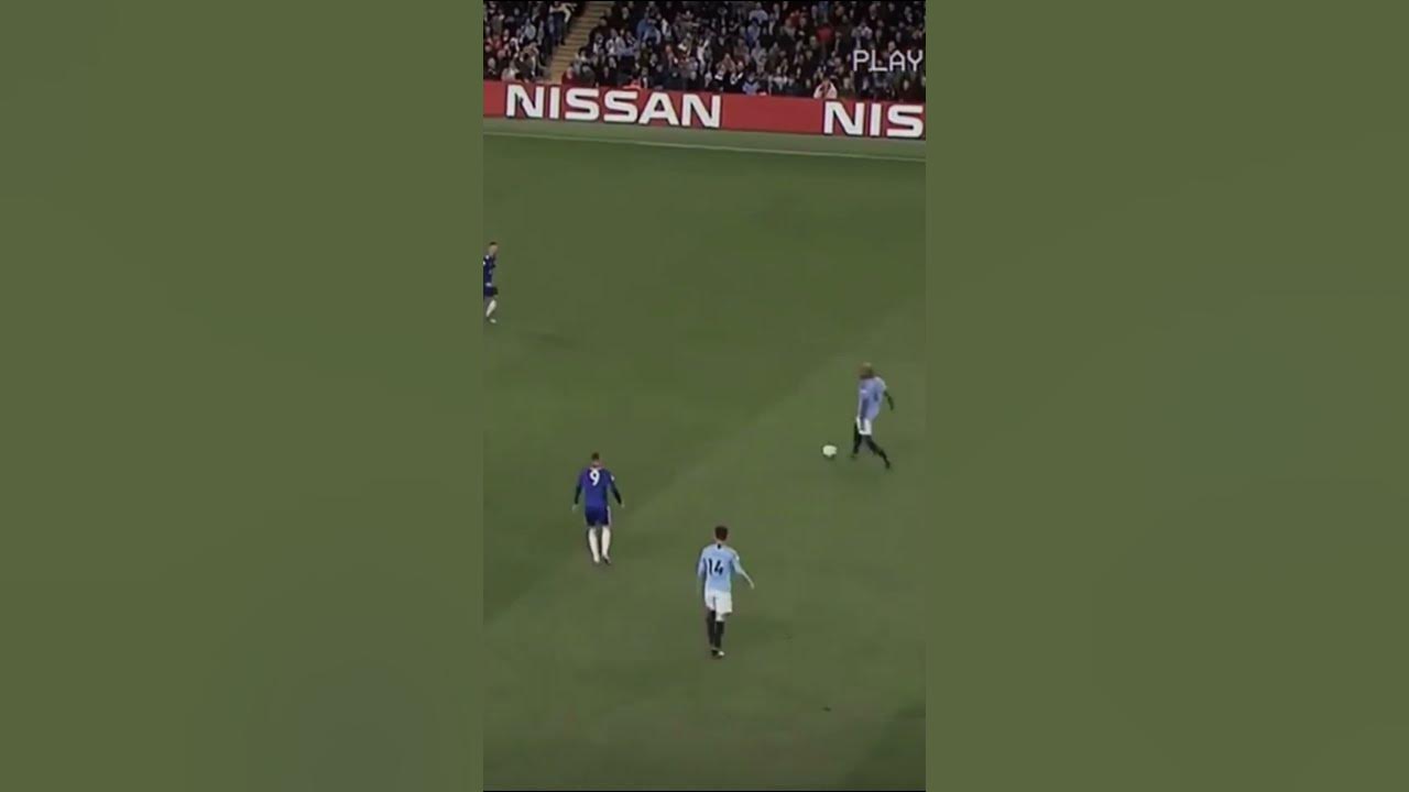 Vincent Kompany screamer against chelsea