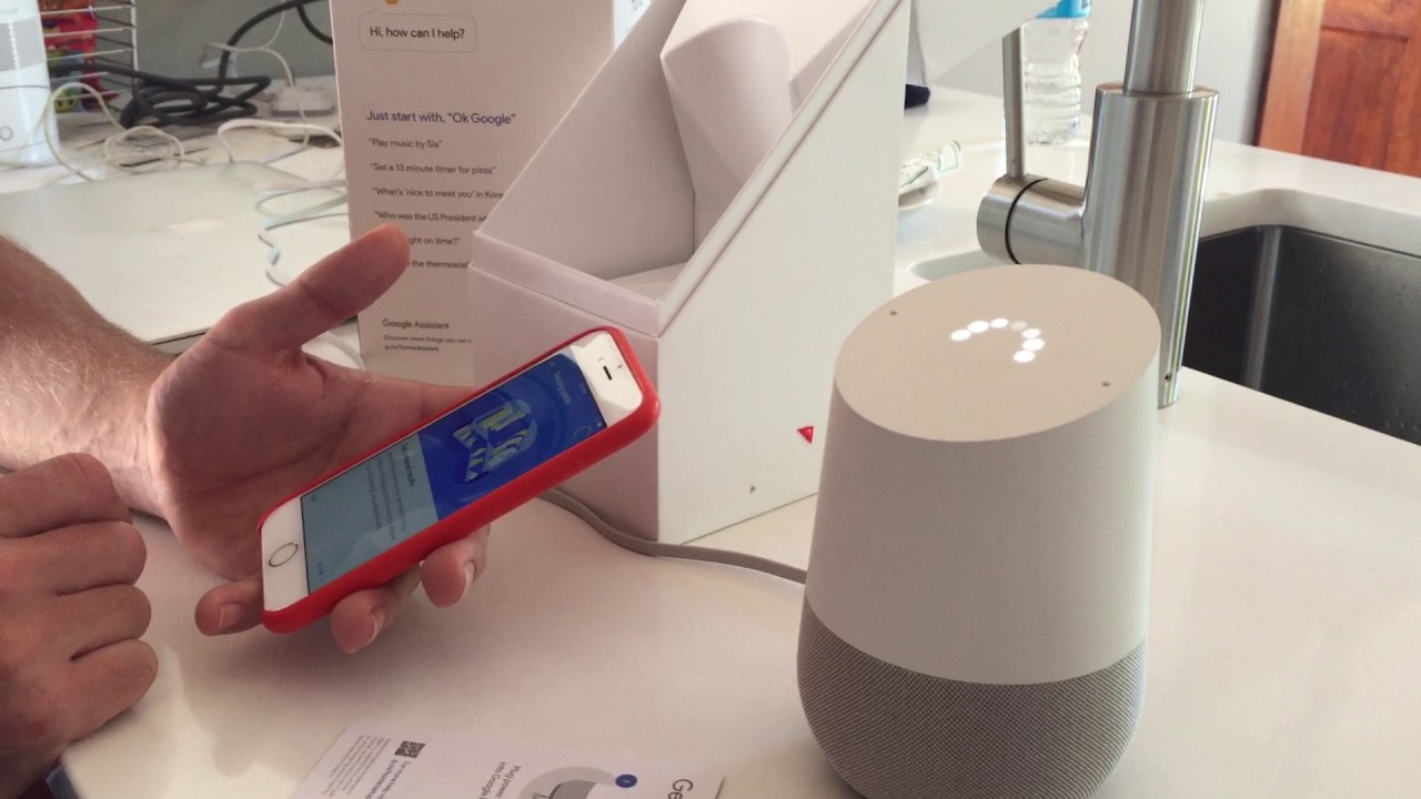 Google Home Unboxing and our first little steps