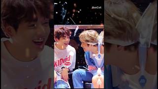 हुक्का बार bts किम Taehung #shortvideo #lovestatus #वायरलट्रेंडिग 💜💜💜💜💜