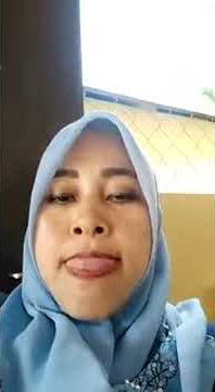 Tante goyang lidah