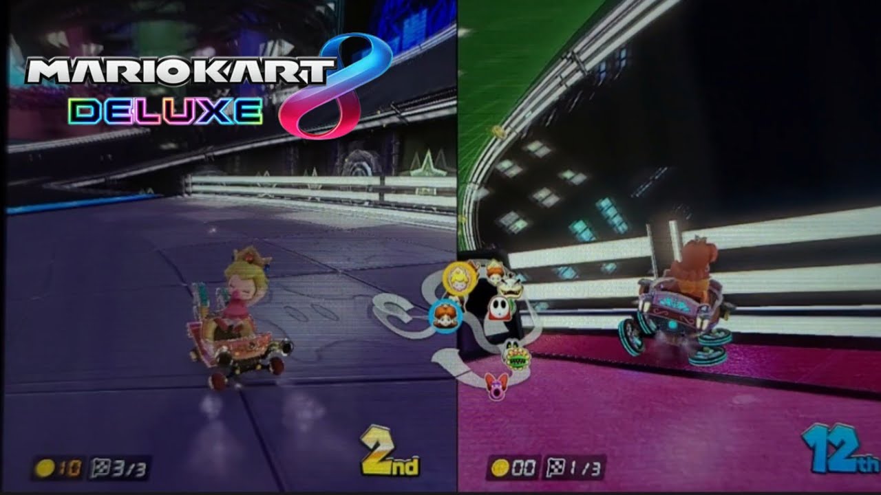 Mario Kart 8 Deluxe Baby Peach vs. Daisy at Star Cup 4 Courses