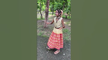 Thumbnail of Shyama Aan baso Vrindavan mein #kavyadancingworld #dancevideo #radheshyam #famousshortsvideo
